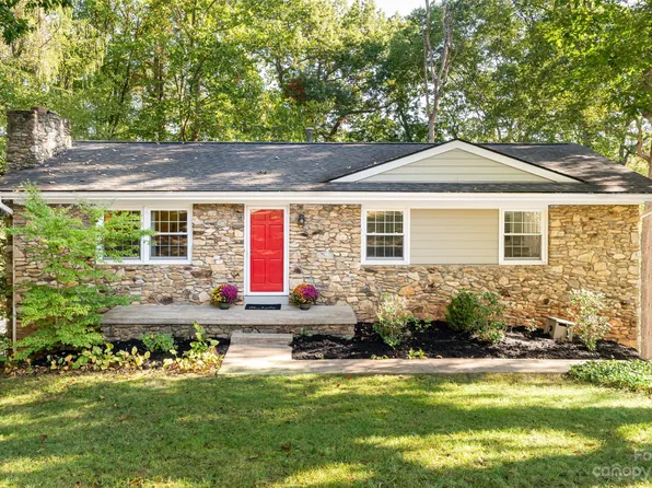 84 Botany Dr, Asheville, NC 28805