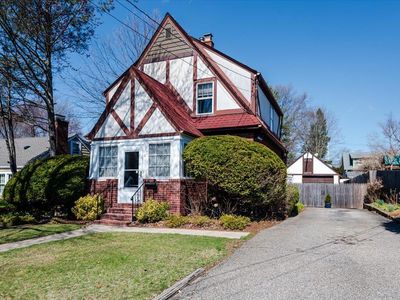 11 W 14th Street, Huntington Station, NY, 11746