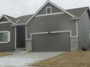 7921 N 149th St, Bennington, NE 68007