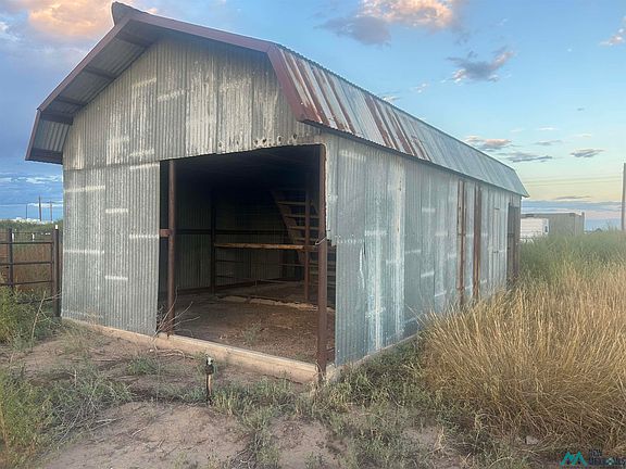5th image of 313 E Kincaid Ranch Rd