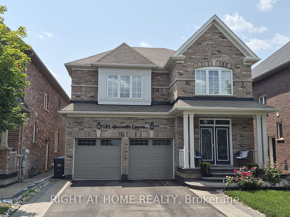1st image of 33 Abercrombie Cres