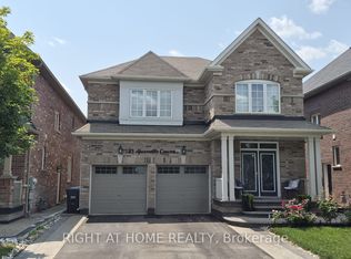 33 Abercrombie Cres, Brampton, ON L7A 4N1