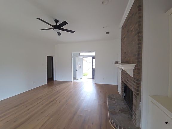 5th image of 3120 Stockwell Rd