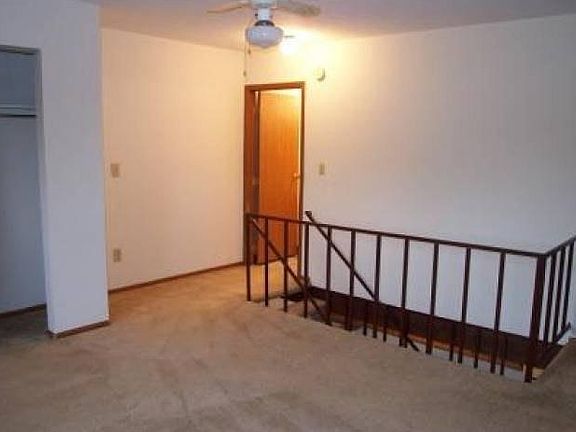 Bedroom & Bath