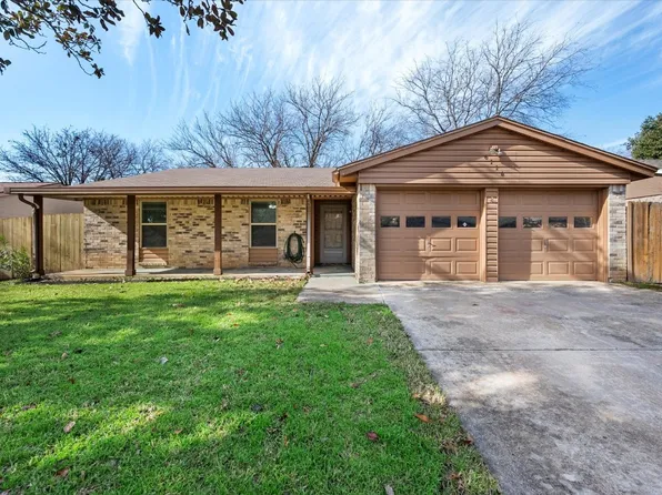 6116 Kelly Elliott Rd, Arlington, TX 76001