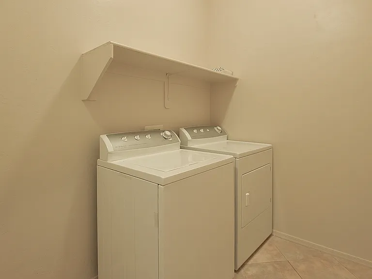 _22-Laundry_09102021