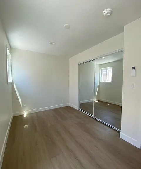 1333 W Adams Blvd — Photo 8