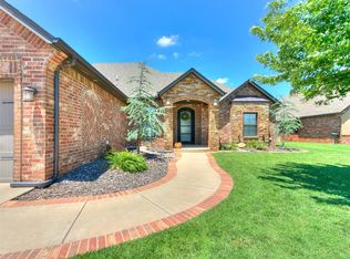 9005 SW 38th Ter, Oklahoma City, OK 73179