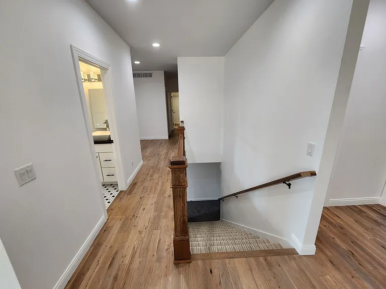 6817 Timber Ct — Photo 32