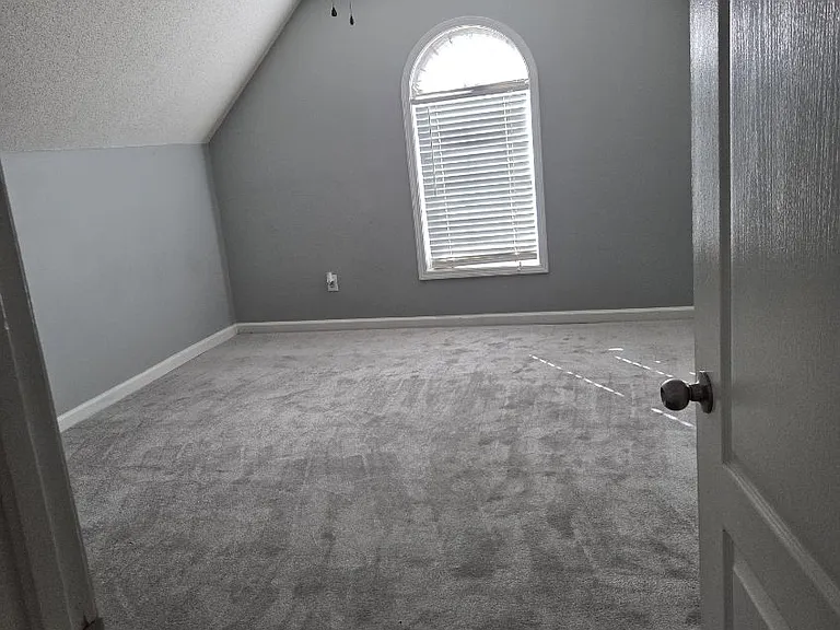 967 Forest Gln — Photo 18