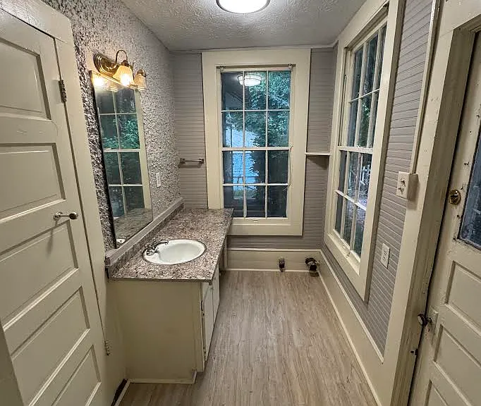 2904 Beacon Ave #B — Photo 15