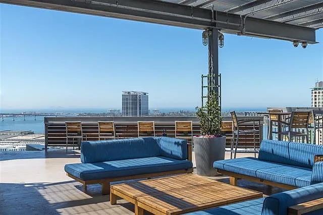 1 bed, 603 sqft, $2,495 — Photo 2