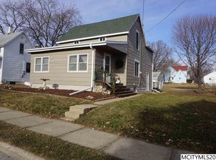 146 11th St SW, Mason City, IA 50401