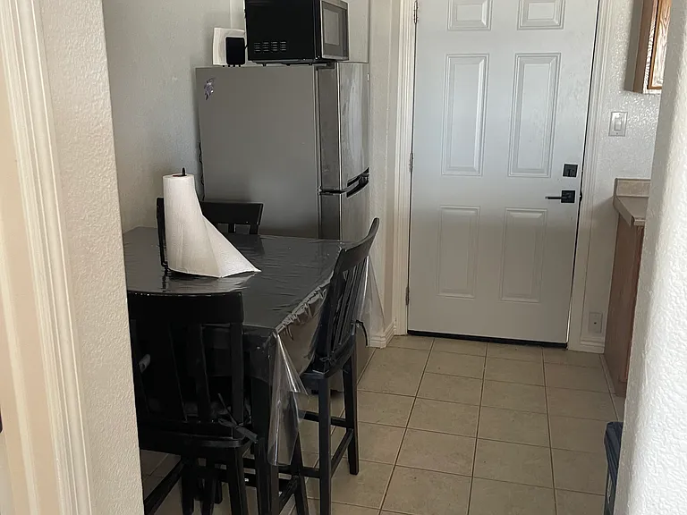 880 Coral Reef Dr — Photo 10