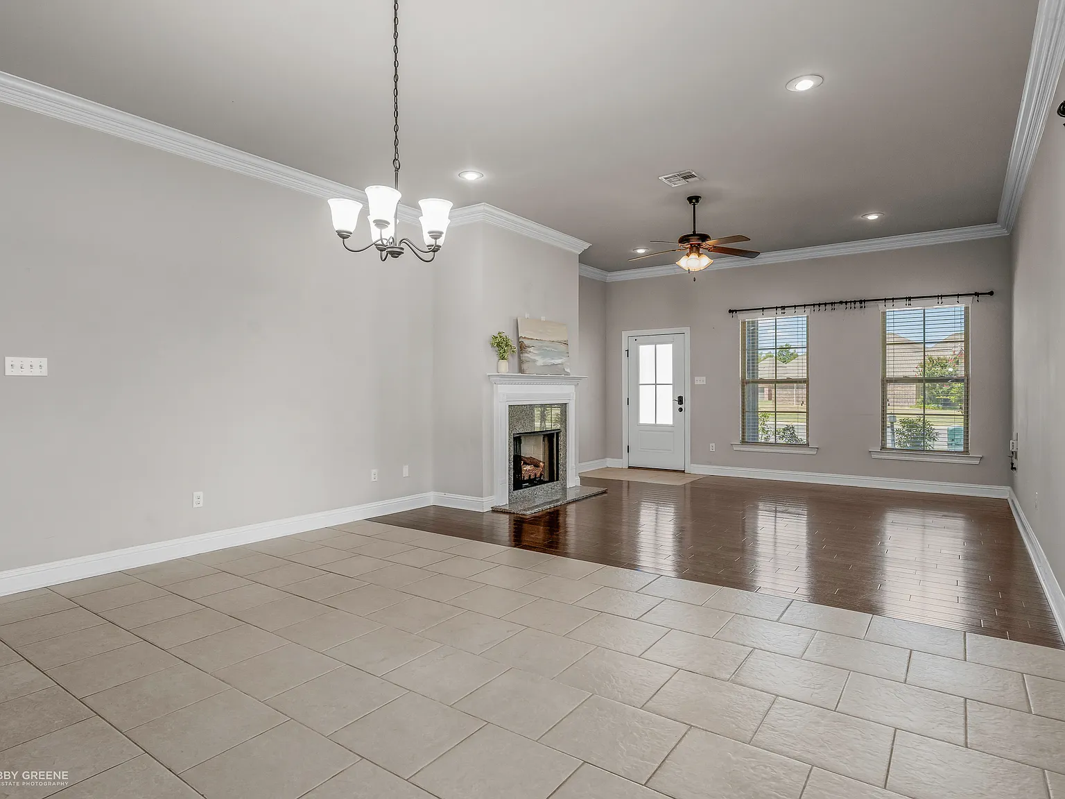 4 bed, 1906 sqft, $2,400 — Photo 3