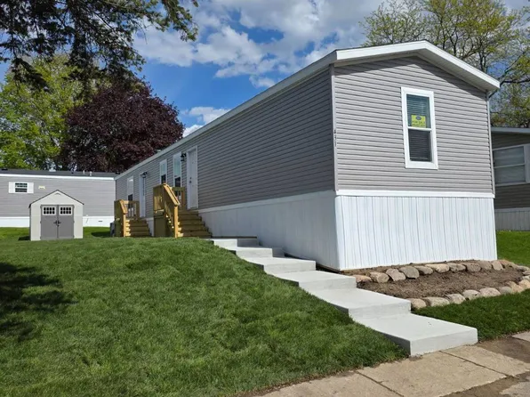 431 Boyne St #431, New Hudson, MI 48165