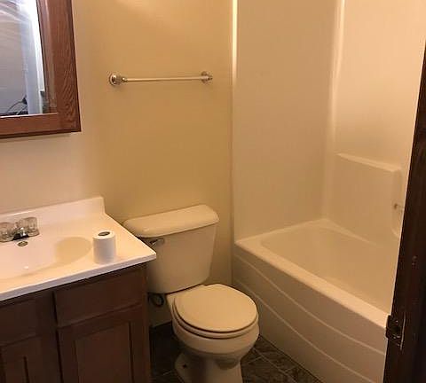 4th image of 104 Lakecrest Dr