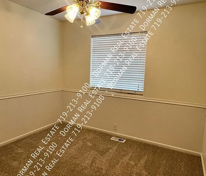 8774 Silver Glen Dr — Photo 11