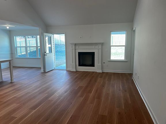 3rd image of 7493 Hanford Drive