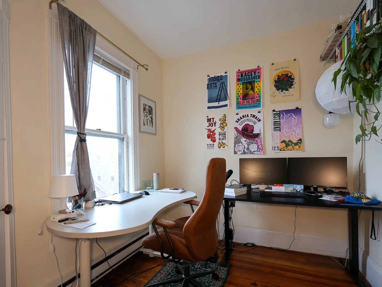3 bed, 1096 sqft, $3,600 — Photo 3