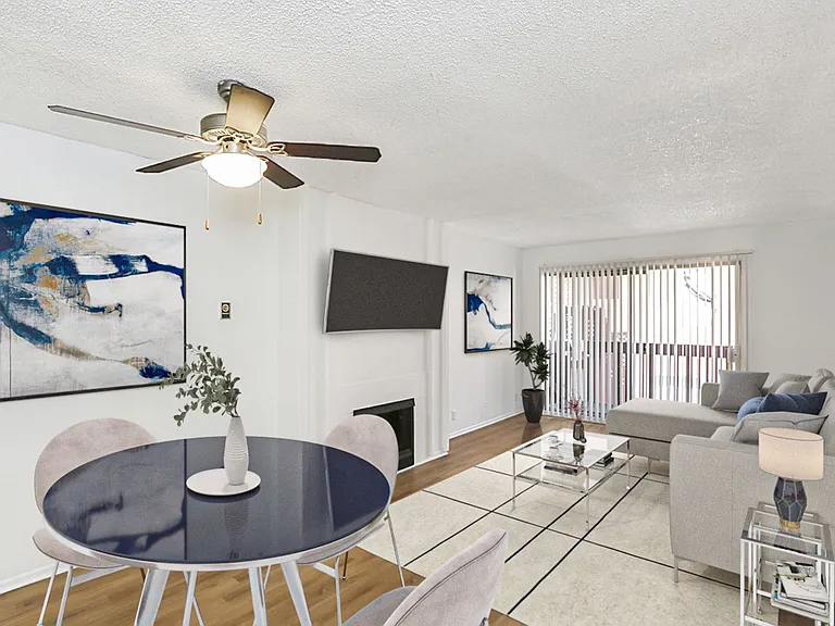 Westwood Villa — Photo 15