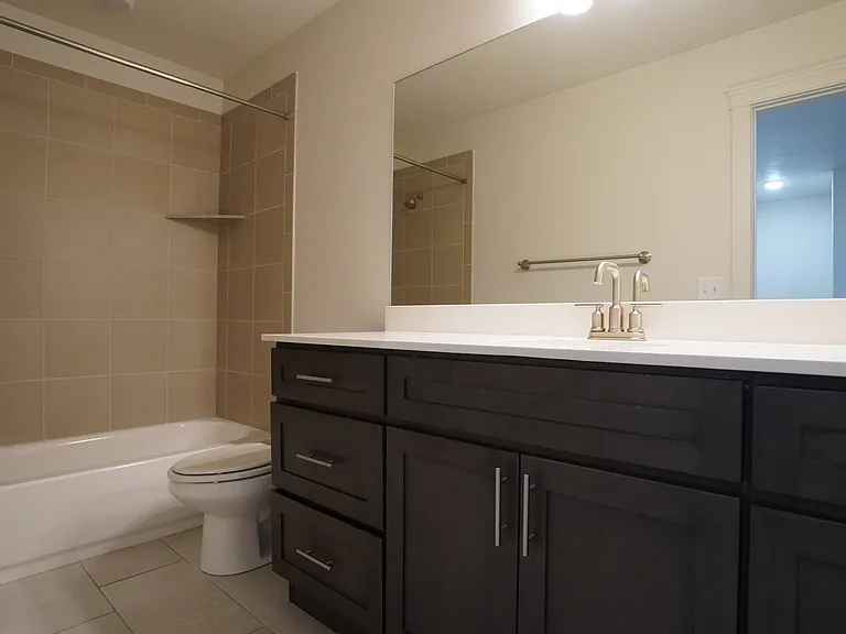 3942 S 3450 W — Photo 15