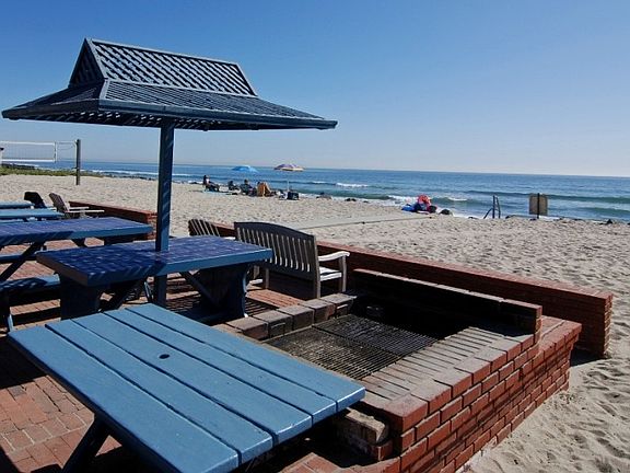 3rd image of 60 Saint Malo Bch