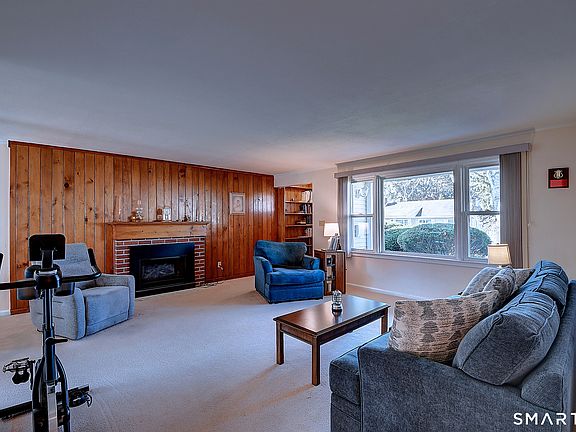 3rd image of 41 Sanford Road
