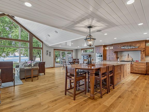 4th image of 47096 Maple Leaf Ln