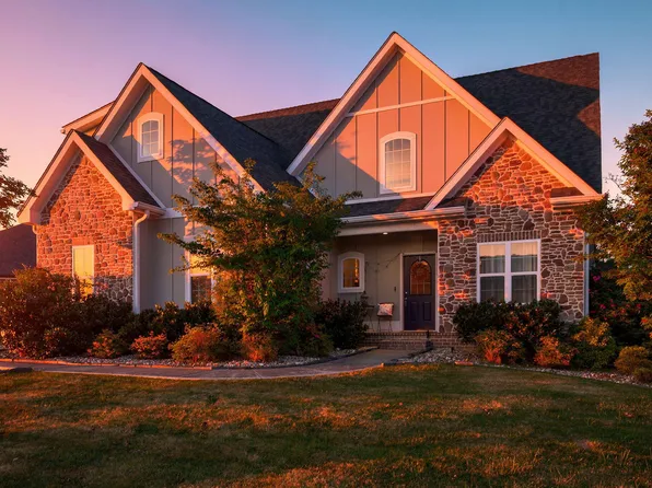 4820 Preserve Dr, Chattanooga, TN 37416