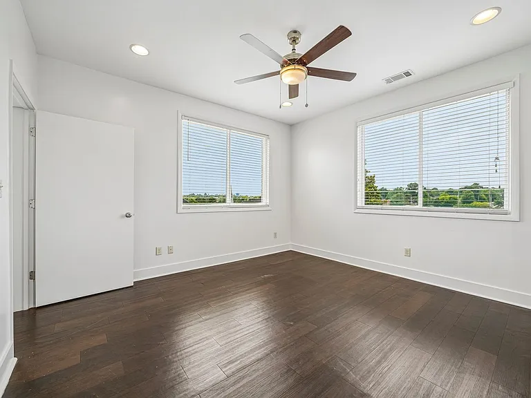 1525 Forest Lake Dr #1585 — Photo 11