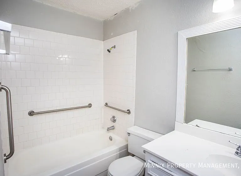 7402 Waco Ave #B — Photo 14