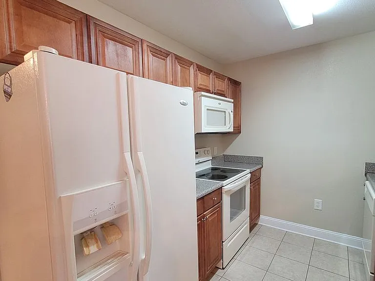 803 Majestic Dr — Photo 10