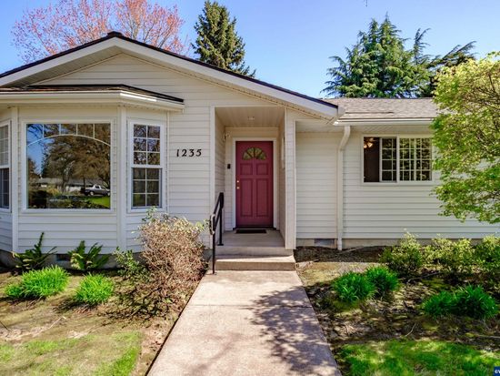 1235 NE Cloverdale Dr, Albany, OR 97321