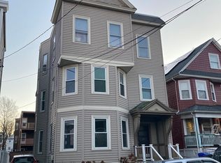 77 Harbor View St, Dorchester, MA 02125