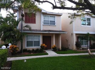 3951 NW 122nd Ter, Sunrise, FL 33323