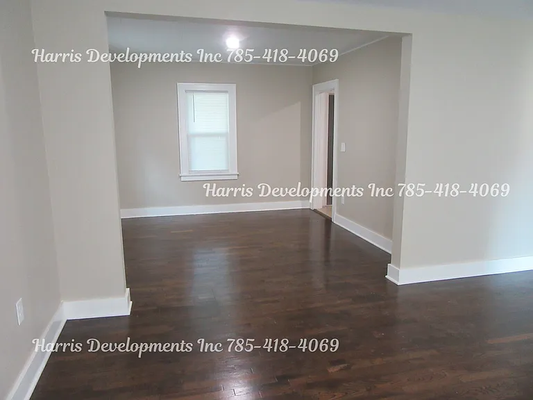 1237 S Cedar St — Photo 4