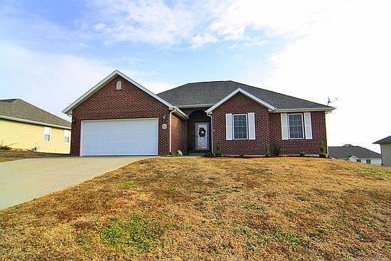 1st image of 1322 Holly Dr
