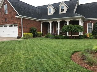 8493 Gracie Mac Ln, Ooltewah, TN 37363