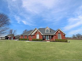13976 N 503rd Rd, Tahlequah, OK 74464