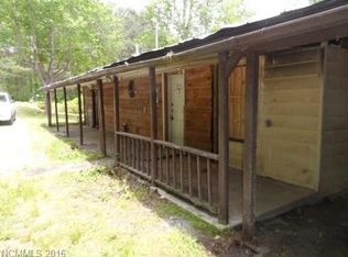 2989 Grassy Knob Rd, Mill Spring, NC 28756