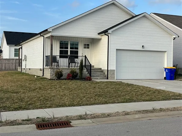 894 McFadin Station St, Bowling Green, KY 42103