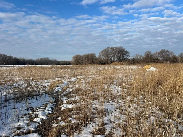 Otero Ave, Hastings, MN 55033