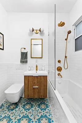 Sold by Compass | media 14