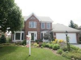 618 Partridge Dr, West Chicago, IL