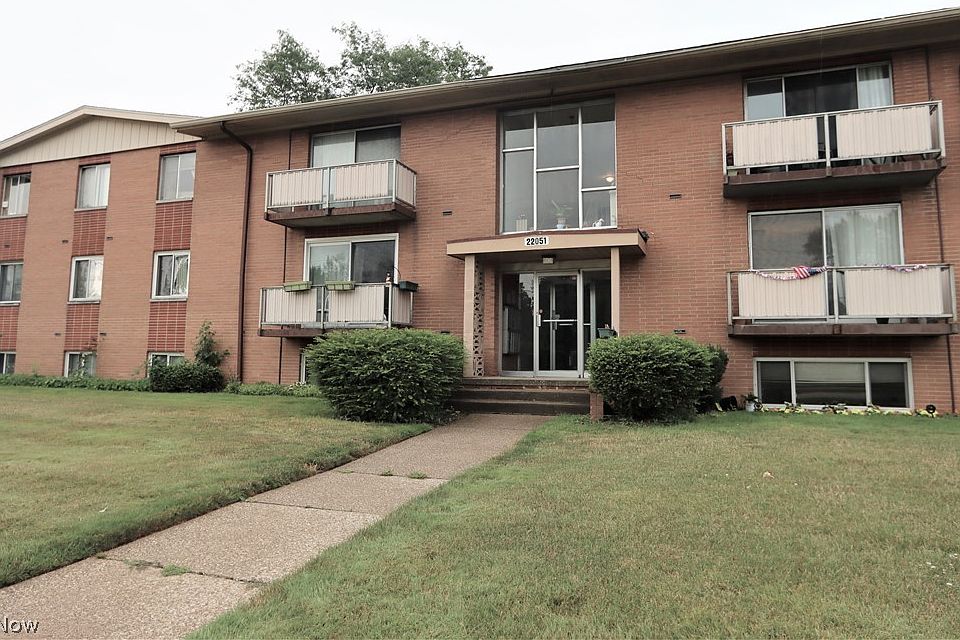 22051 River Oaks Dr Rocky River, OH, 44116 Apartments for Rent Zillow