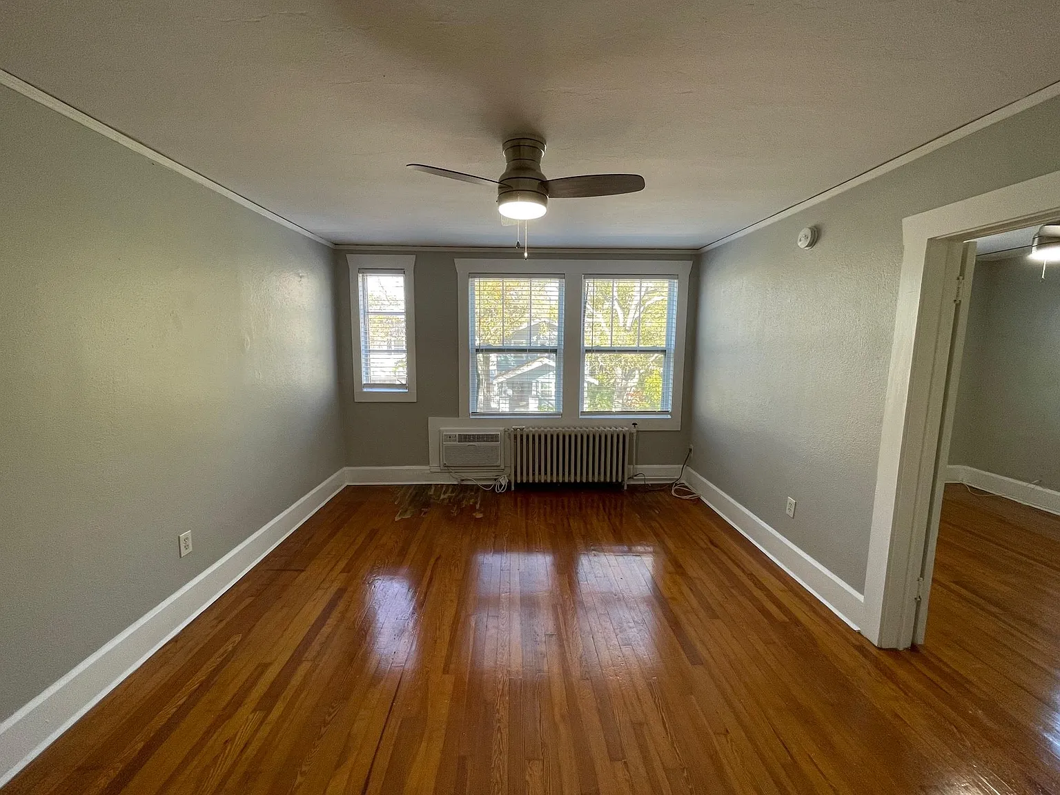 1 bed, 650 sqft, $1,350 — Photo 4