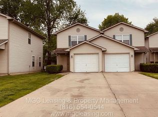 709 SE Summit Ave, Lees Summit, MO 64063