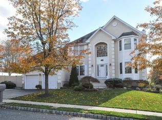 2 Azalea Ln, Howell, NJ 07731