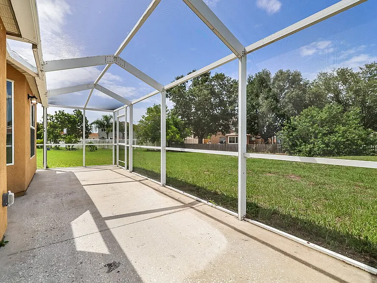 12704 Evington Point Dr — Photo 15
